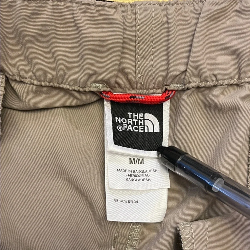 The North Face Men's Tan Cargo Shorts
